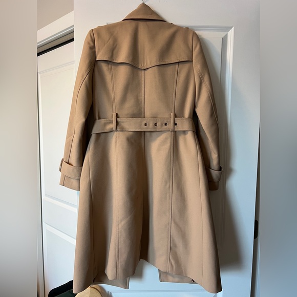 Banana Republic Timeless Trench Coat - Champagne Toast (2021) - Picture 7 of 12